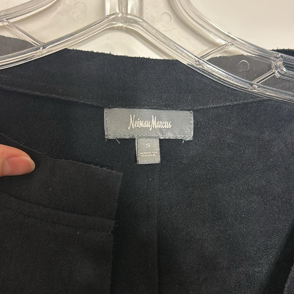 Neiman Marcus black jacket long sleeve microsuede pockets open front faux suede - Picture 5 of 6